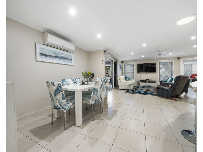 8 Whitman Street, Westbrook QLD 4350