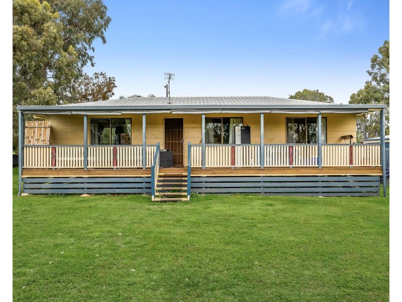 18 Harrow Street, Cambooya QLD 4358