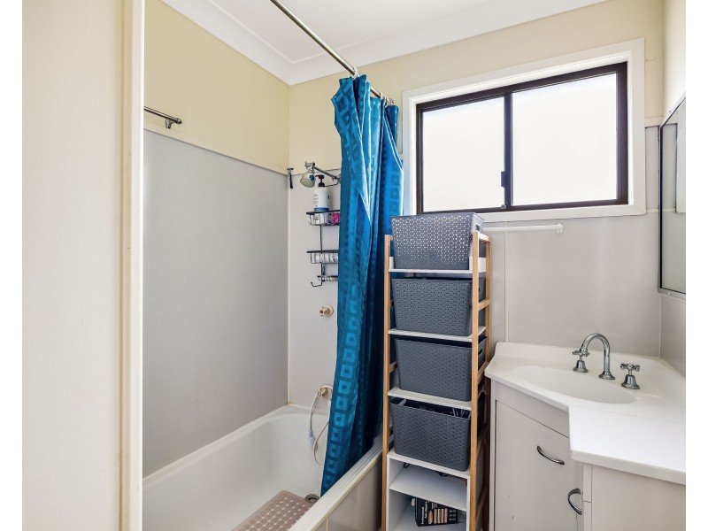 18 Harrow Street, Cambooya QLD 4358