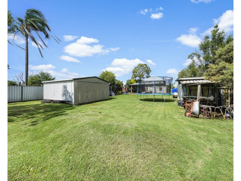 24 Eton Street, Cambooya QLD 4358