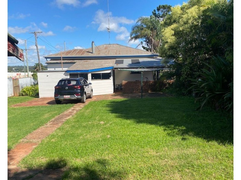 108 Ruthven Street, Harlaxton QLD 4350