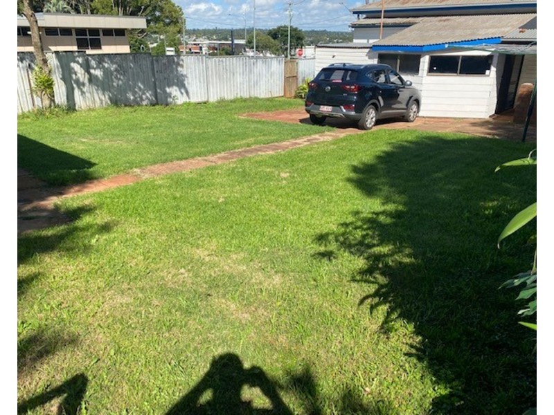 108 Ruthven Street, Harlaxton QLD 4350