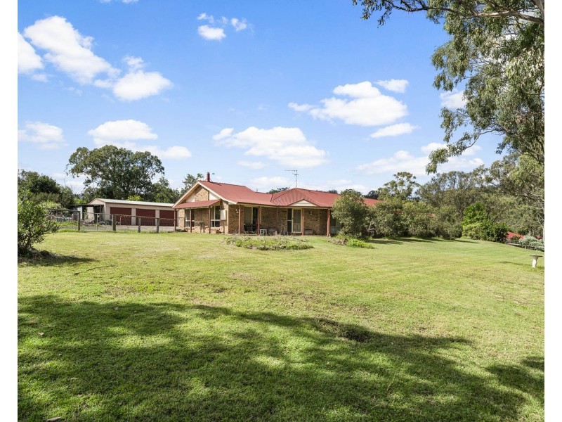 1 Sylvia Court, Vale View QLD 4352