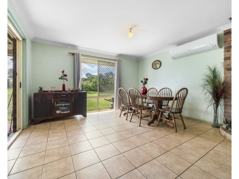 1 Sylvia Court, Vale View QLD 4352