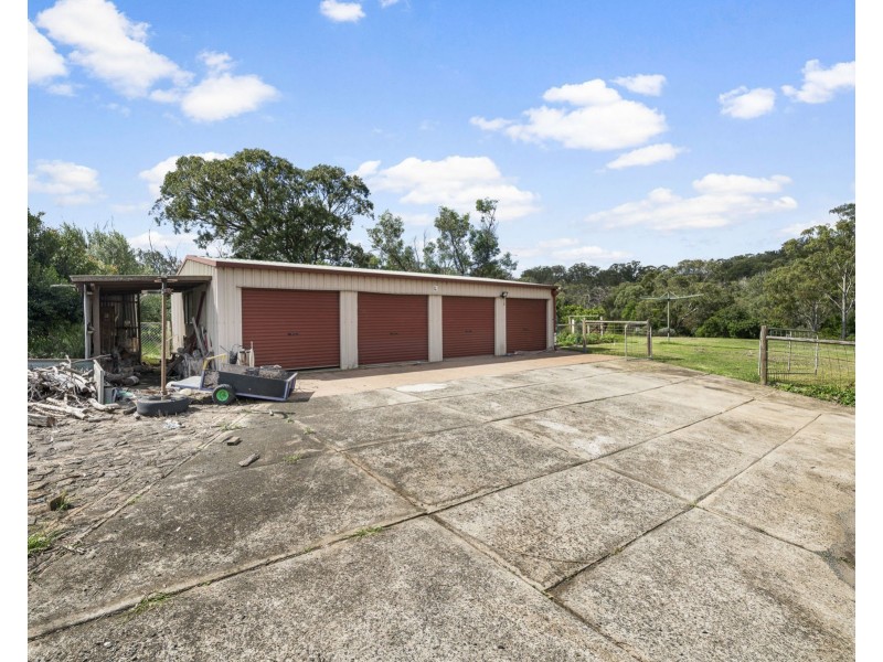 1 Sylvia Court, Vale View QLD 4352