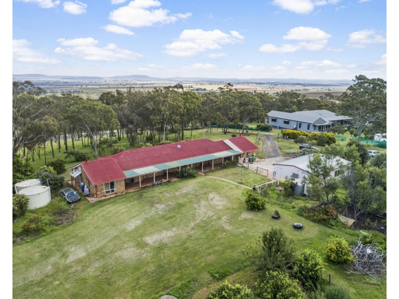 1 Sylvia Court, Vale View QLD 4352
