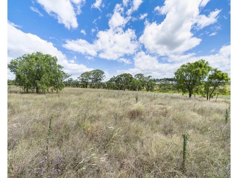 424-430 McDougall Street, Glenvale QLD 4350