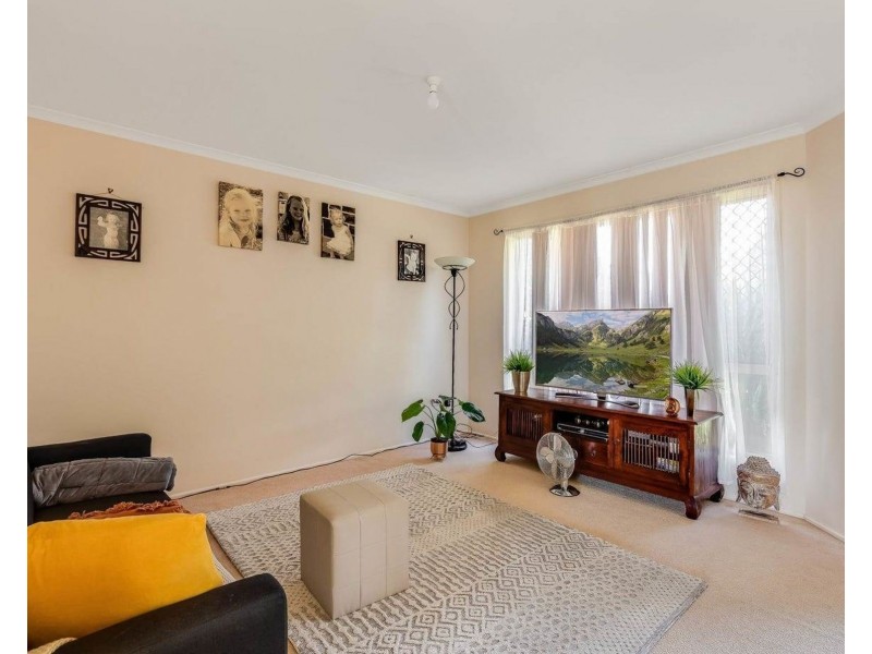 34 Gainsborough Drive, Glenvale QLD 4350