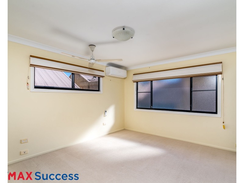 43 Lydwin Crescent, East Toowoomba QLD 4350