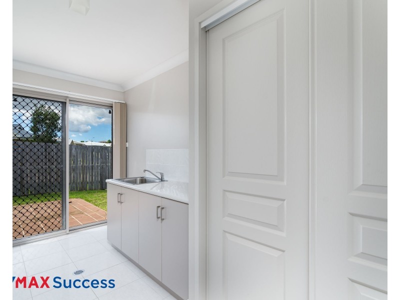 11 Balaroo Drive, Glenvale QLD 4350