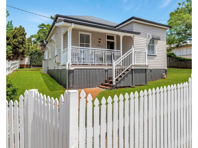 24 Seaton Street, South Toowoomba QLD 4350