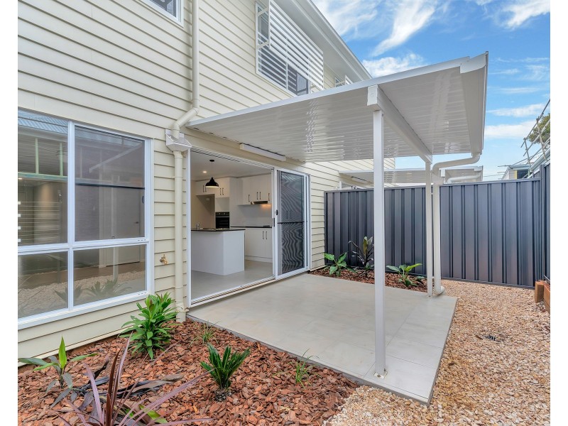 2/48 Cranley Street, South Toowoomba QLD 4350