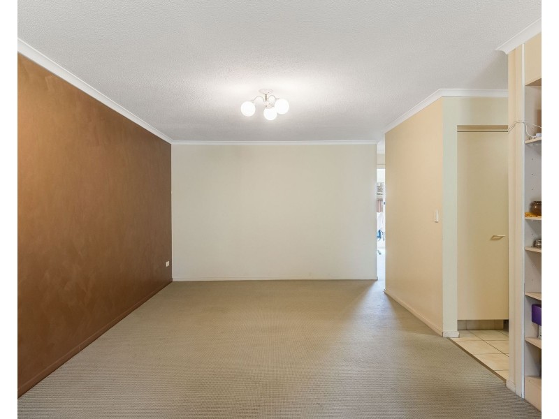 21/367 Margaret Street, Newtown QLD 4350