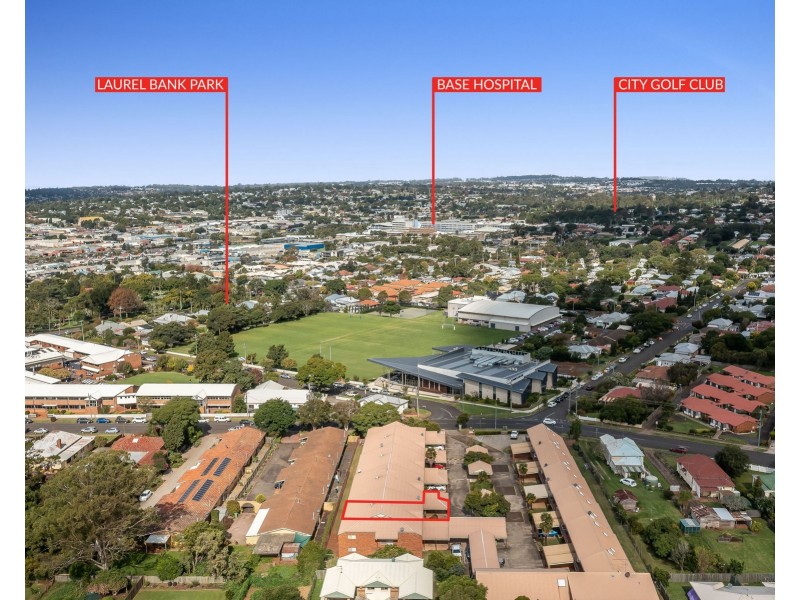 21/367 Margaret Street, Newtown QLD 4350
