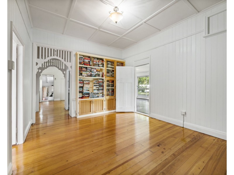 66 Phillip Street, South Toowoomba QLD 4350