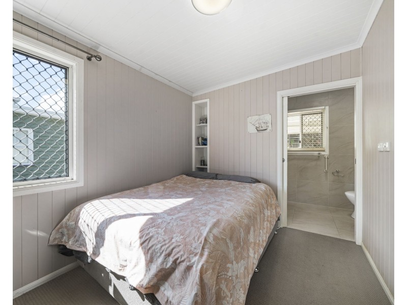 66 Phillip Street, South Toowoomba QLD 4350