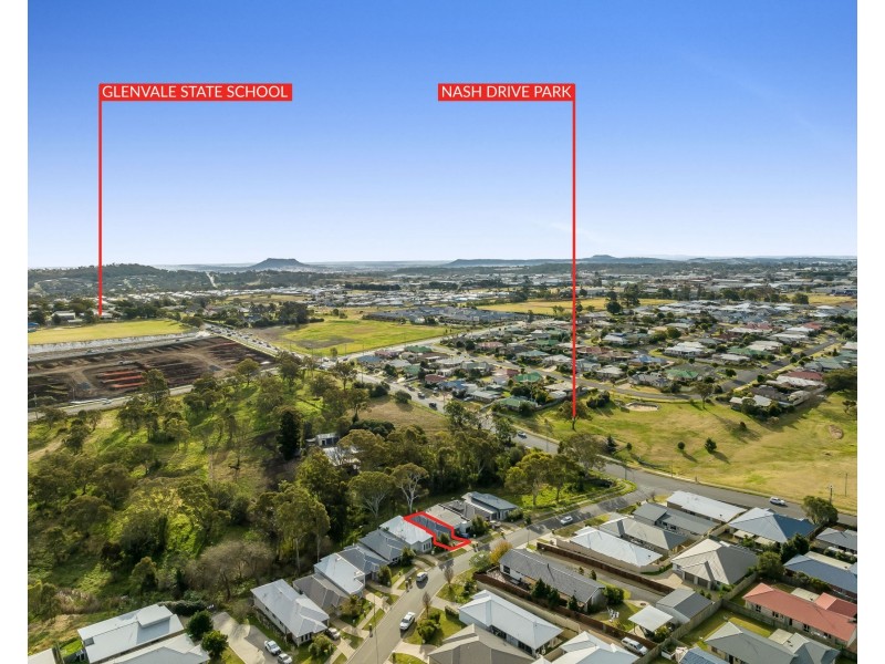 27 Carlin Street, Glenvale QLD 4350