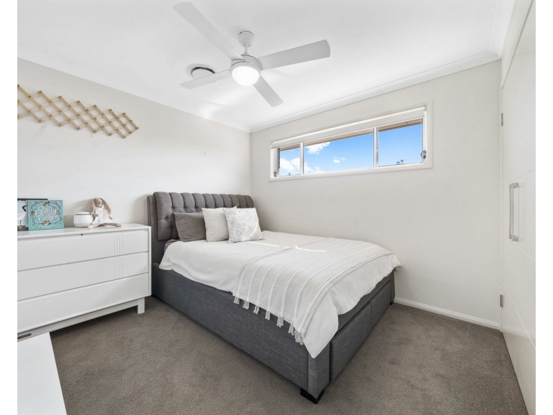 4/440 Hume Street, Middle Ridge QLD 4350