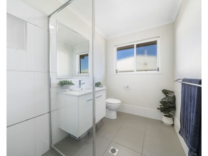 4/440 Hume Street, Middle Ridge QLD 4350