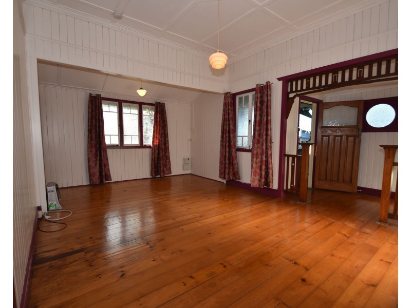 24 Eton Street, East Toowoomba QLD 4350