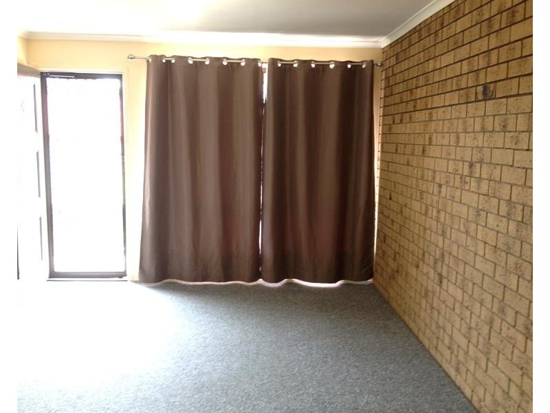 4/10 Phillip St, East Toowoomba QLD 4350