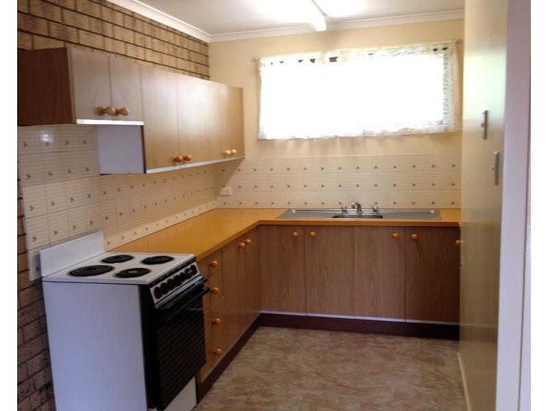 4/10 Phillip St, East Toowoomba QLD 4350