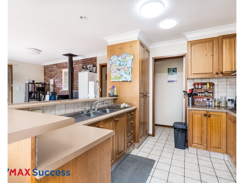 30 Wiemers Crescent, Centenary Heights QLD 4350