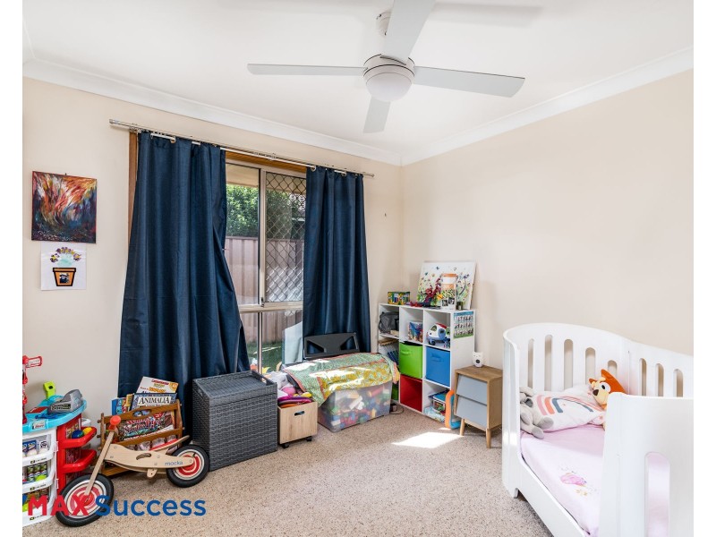 30 Wiemers Crescent, Centenary Heights QLD 4350