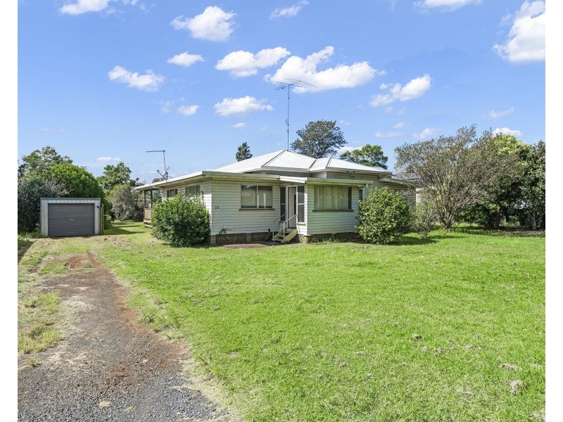 232 Geddes Street, Centenary Heights QLD 4350