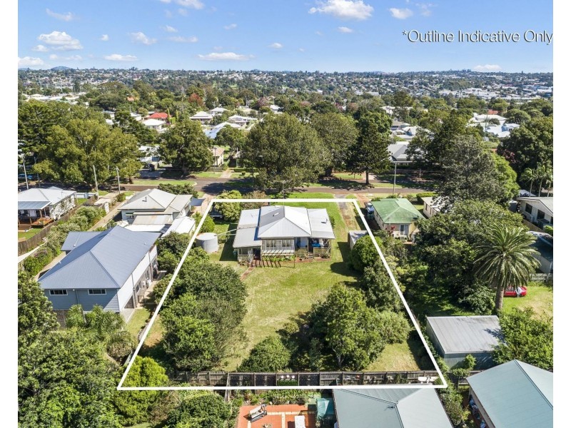 232 Geddes Street, Centenary Heights QLD 4350