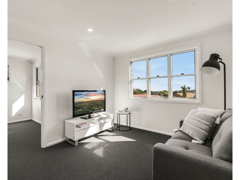 1/316 Stenner Street, Middle Ridge QLD 4350