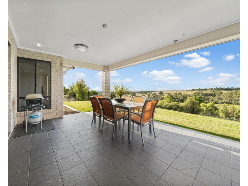 20 Holly Avenue, Highfields QLD 4352