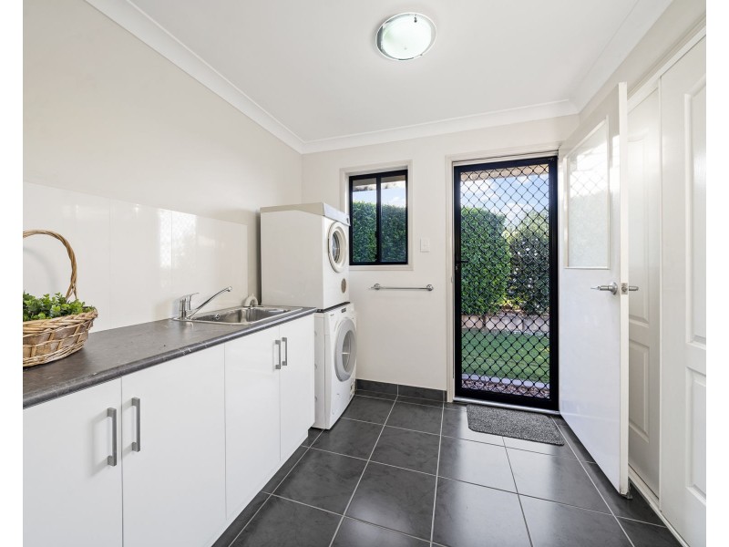 20 Holly Avenue, Highfields QLD 4352