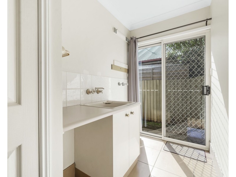 612 Hume Street, Middle Ridge QLD 4350