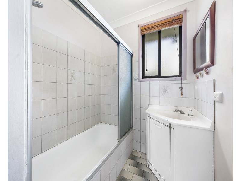 11 Harrow Street, Cambooya QLD 4358