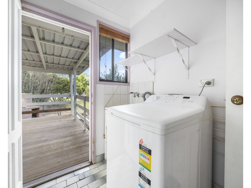 11 Harrow Street, Cambooya QLD 4358
