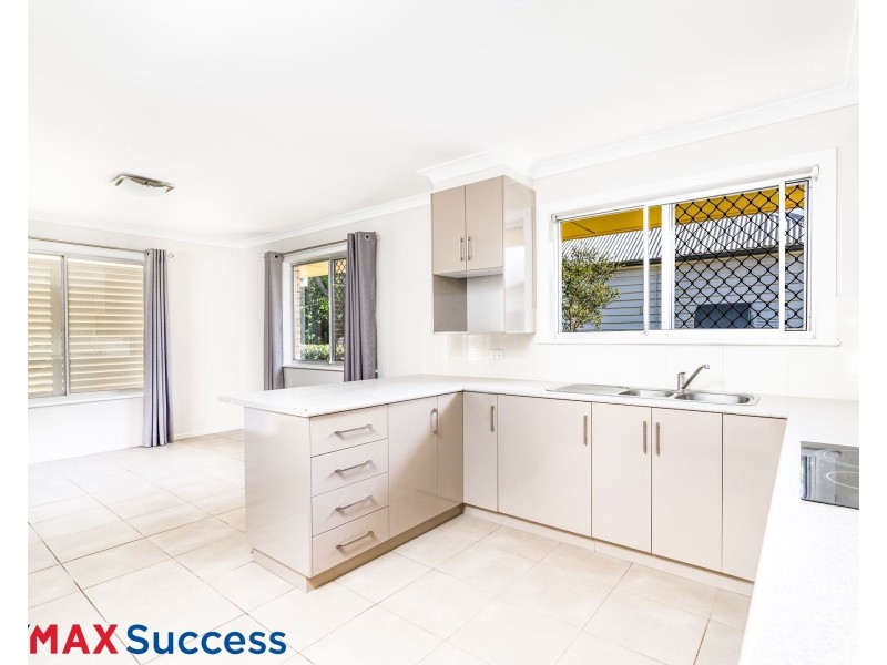 19 Erbacher Street, Centenary Heights QLD 4350