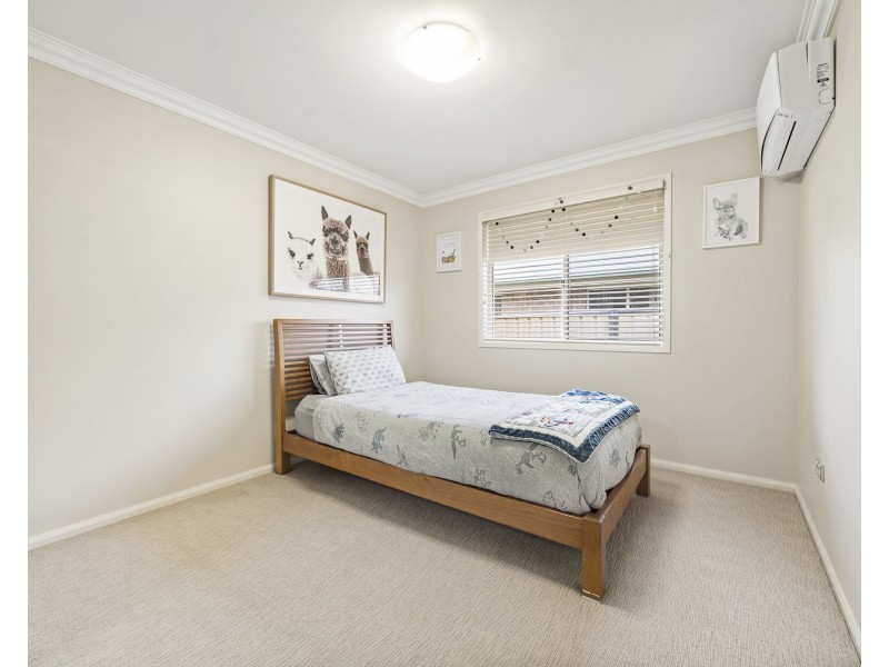 5 Ace Drive, Glenvale QLD 4350