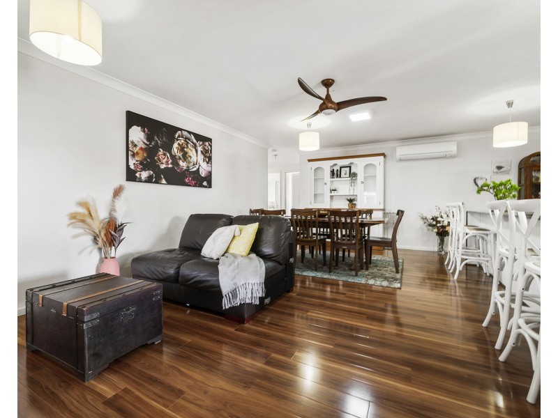 5 Esmeralda Street, Cambooya QLD 4358