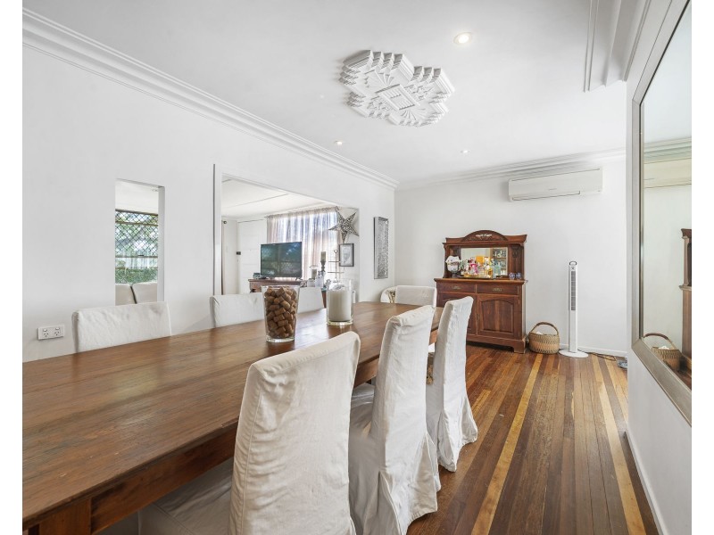 10 High Street, Rangeville QLD 4350