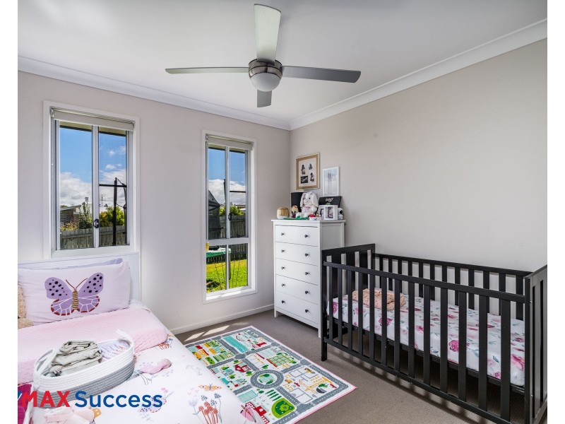 1/4 Grace View Street, Darling Heights QLD 4350