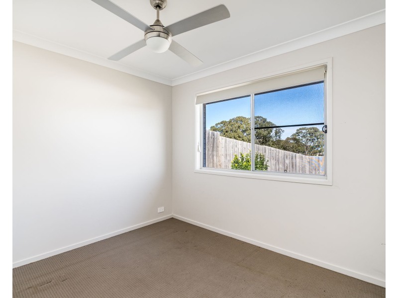 2/4 Grace View Street, Darling Heights QLD 4350