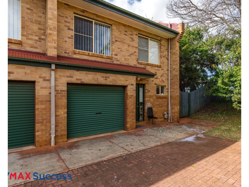 12/248 James Street, Harristown QLD 4350