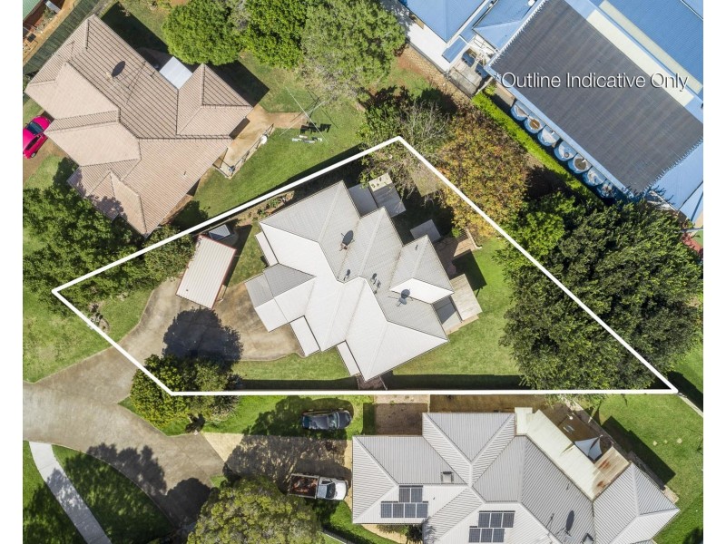 18 Beer Court, Kearneys Spring QLD 4350