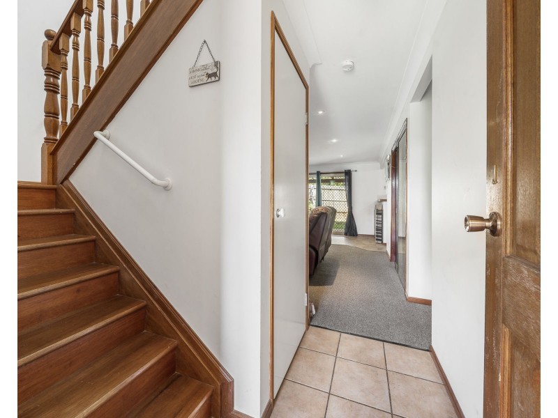 18 Beer Court, Kearneys Spring QLD 4350