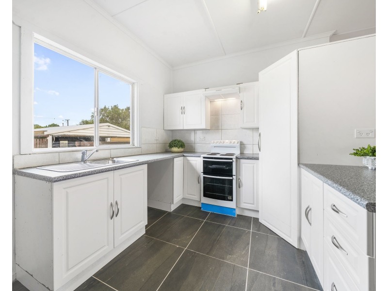 36 Matthews Street, Harristown QLD 4350