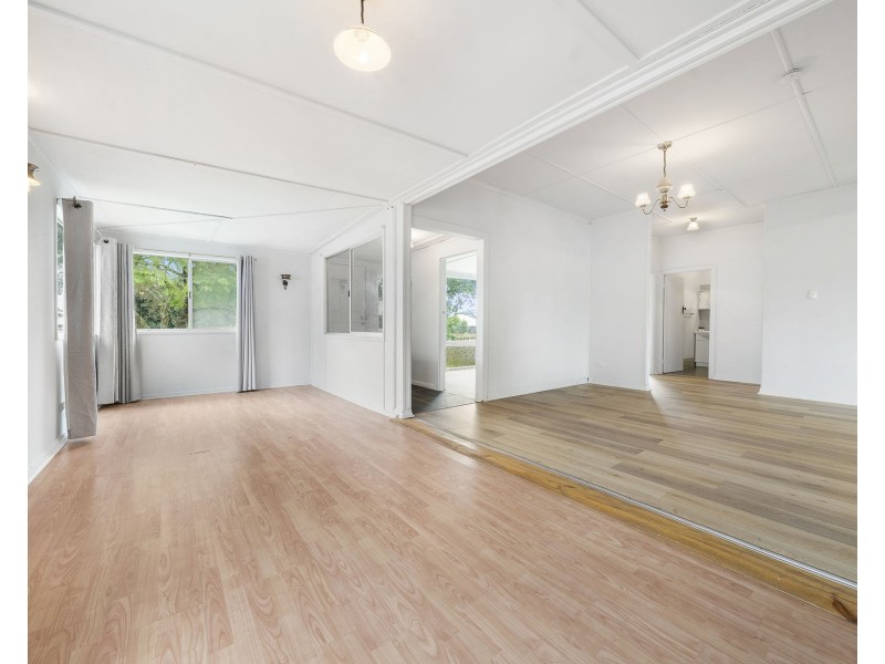 36 Matthews Street, Harristown QLD 4350