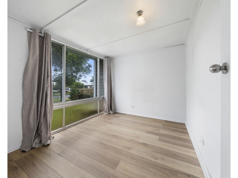 36 Matthews Street, Harristown QLD 4350