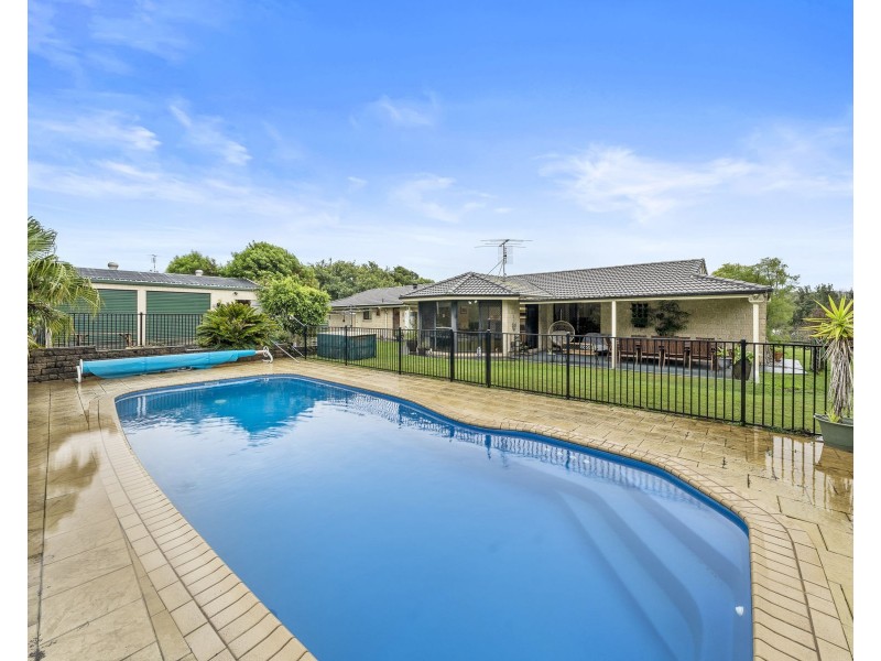 23 Pendoma Drive, Hodgson Vale QLD 4352