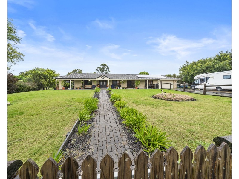 23 Pendoma Drive, Hodgson Vale QLD 4352